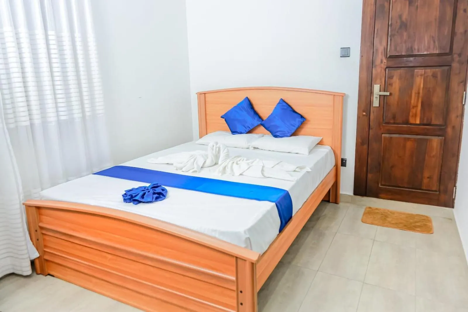 Estro Guest House نيجومبو
